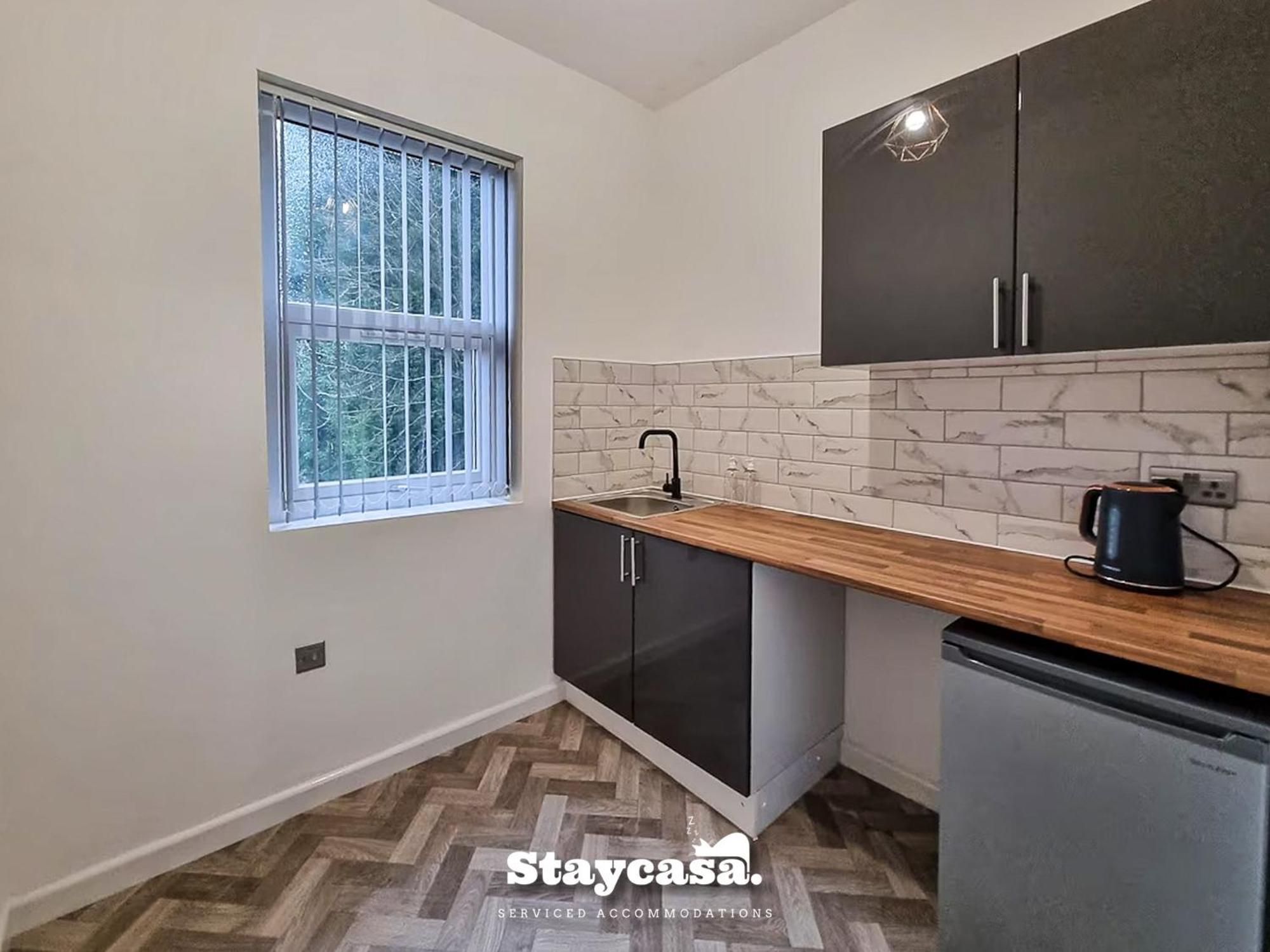 Delightful Spacious Haven With Large Driveway Manchester Exterior foto